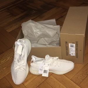 Yeezy boost 350 V2